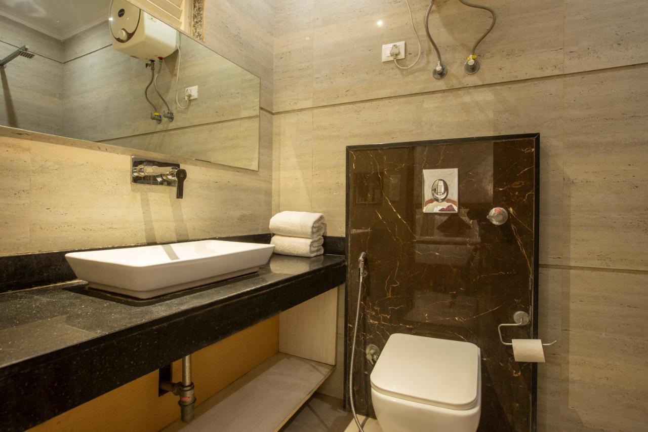Hotel Arch Suites - Near Aerocity New Delhi Luaran gambar