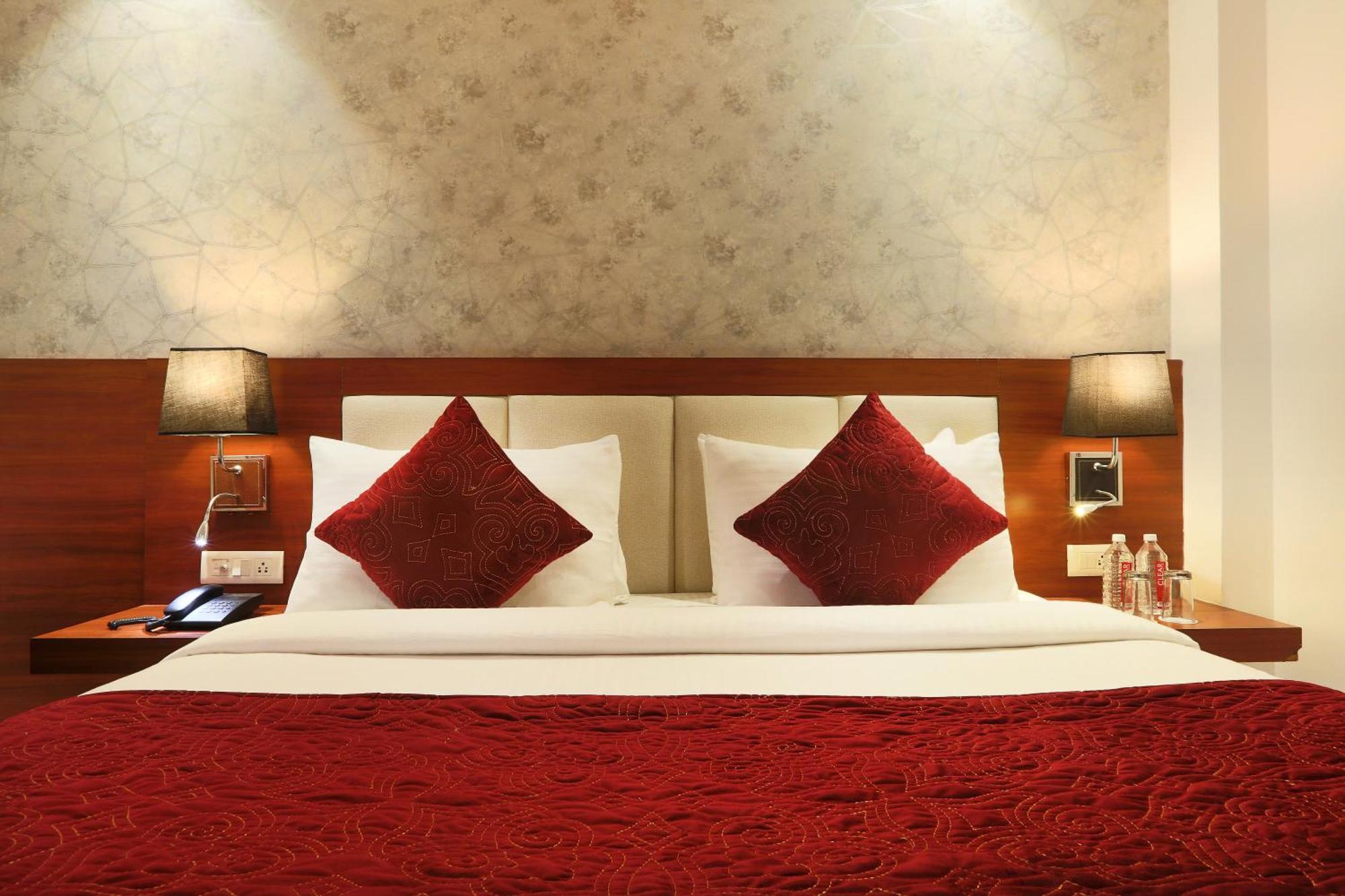 Hotel Arch Suites - Near Aerocity New Delhi Luaran gambar