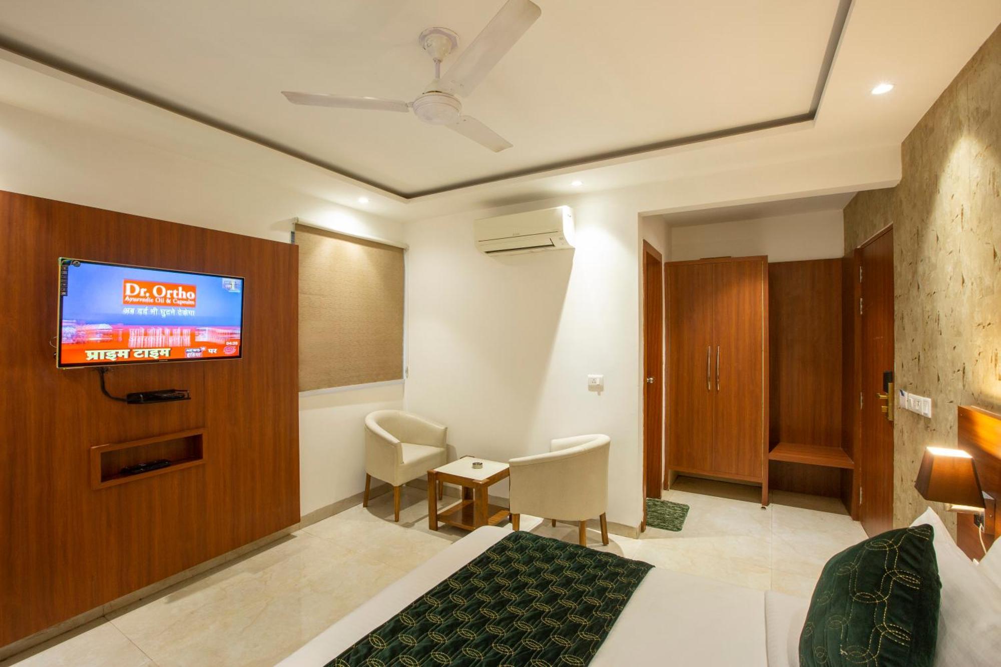 Hotel Arch Suites - Near Aerocity New Delhi Luaran gambar